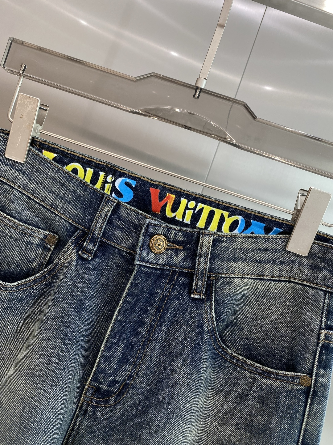 Louis Vuitton 2026 Premium Denim Jeans - Image 4