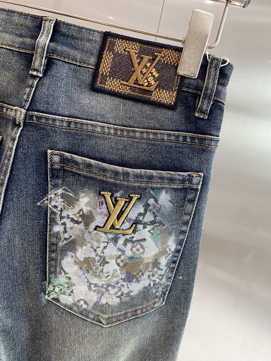 Louis Vuitton 2026 Premium Denim Jeans - Image 8