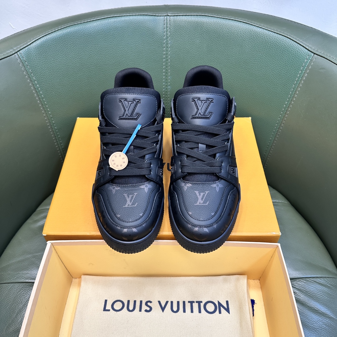 Louis Vuitton LV NEW Leather Sneakers - Black
