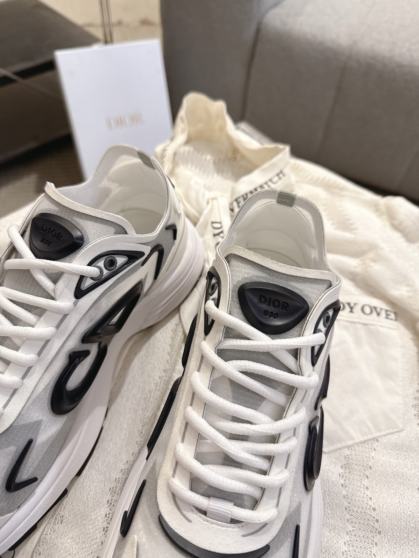 DIOR B30 Luxury Sneakers - Premium Designer Shoes - Image 4