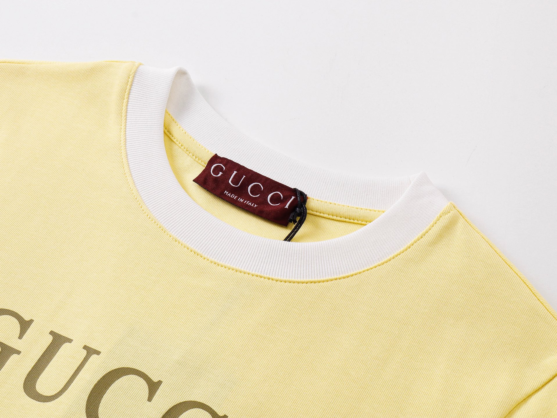 Gucci Spring/Summer Ruffle Sleeve Classic Print T-shirt - Image 4